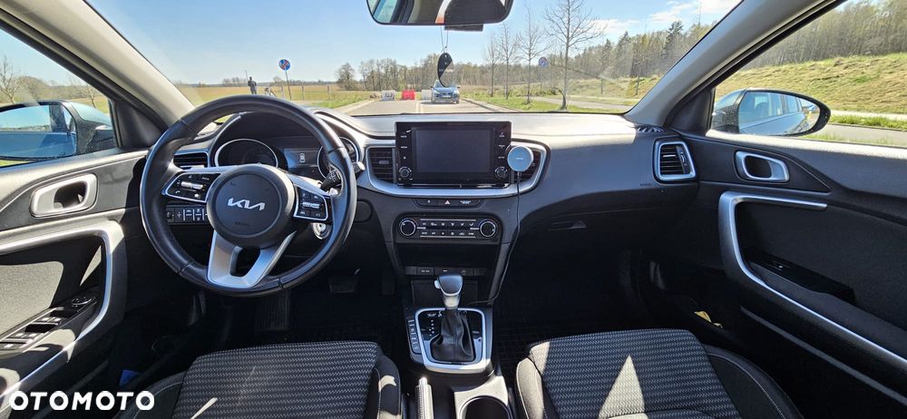 Kia Ceed 1.5 T-GDI M DCT - 12