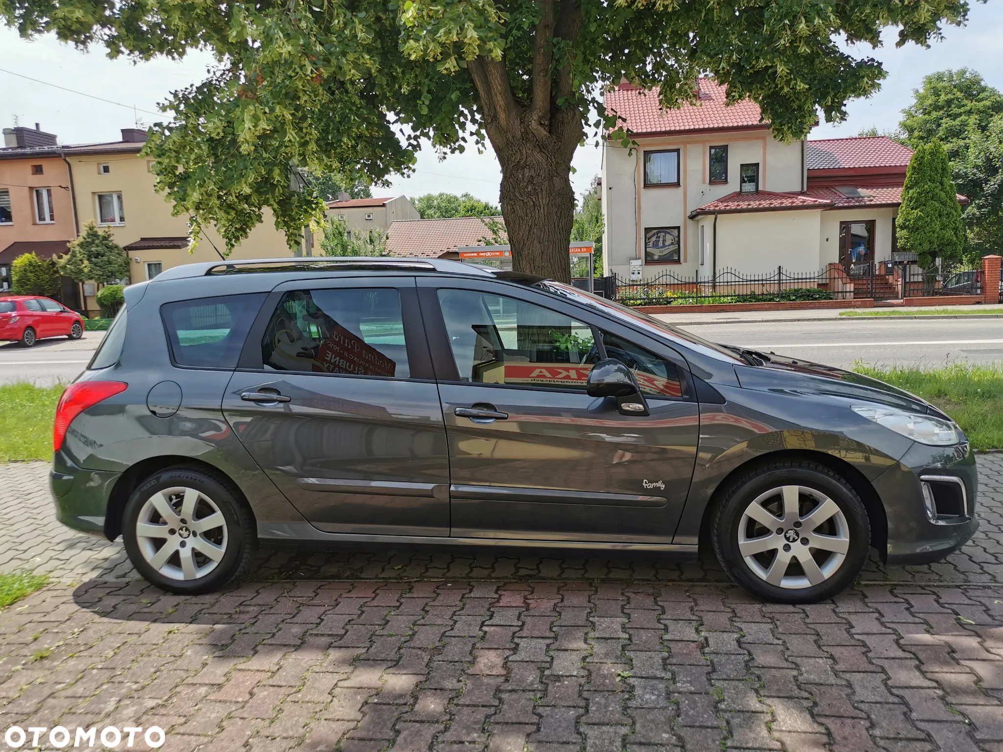 Peugeot 308 SW e-HDi FAP 110 Stop&Start Family - 2