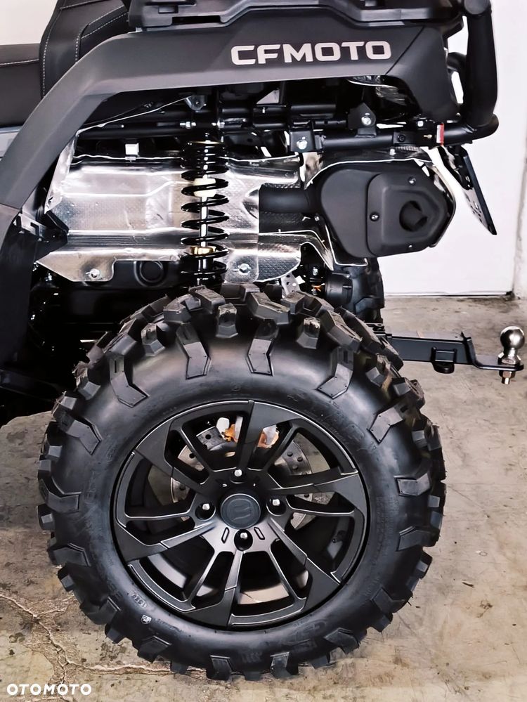 CFMoto CForce - 9