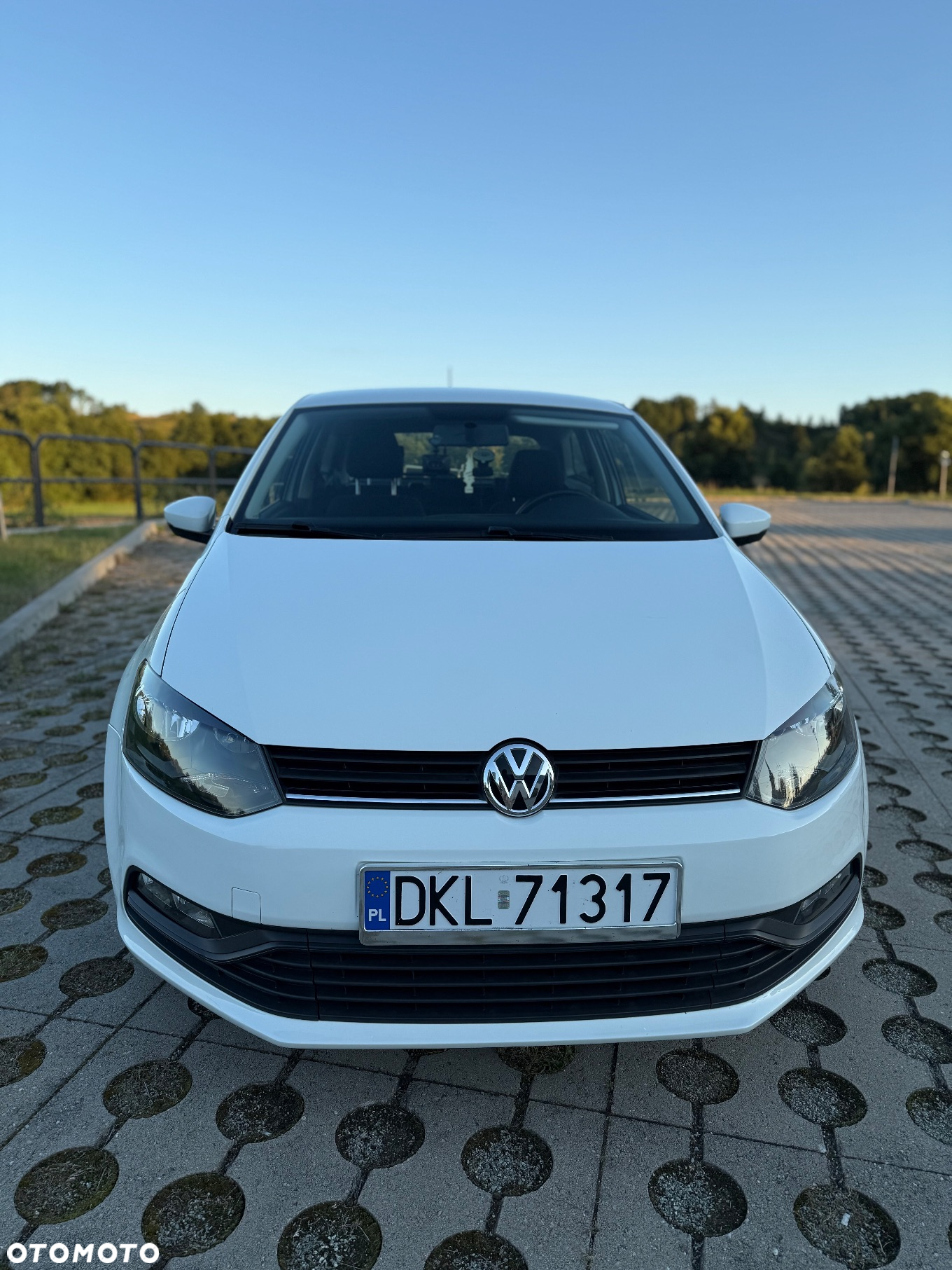 Volkswagen Polo - 2