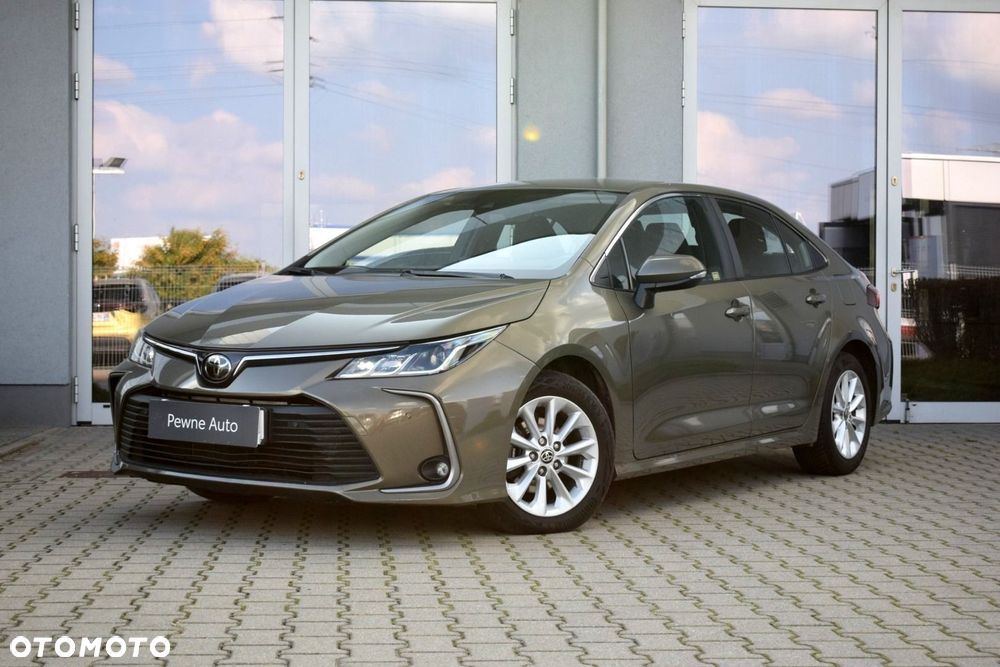 Toyota Corolla - 1