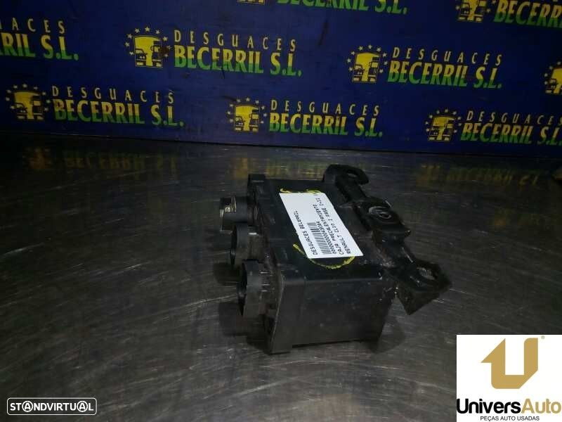 CAIXA PRÉ AQUECIMENTO RENAULT CLIO I 1995 -7700790579 - 2