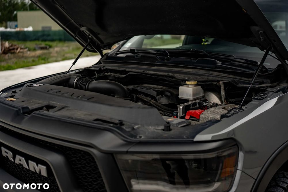 Dodge RAM 1500 5.7 4x4 - 22