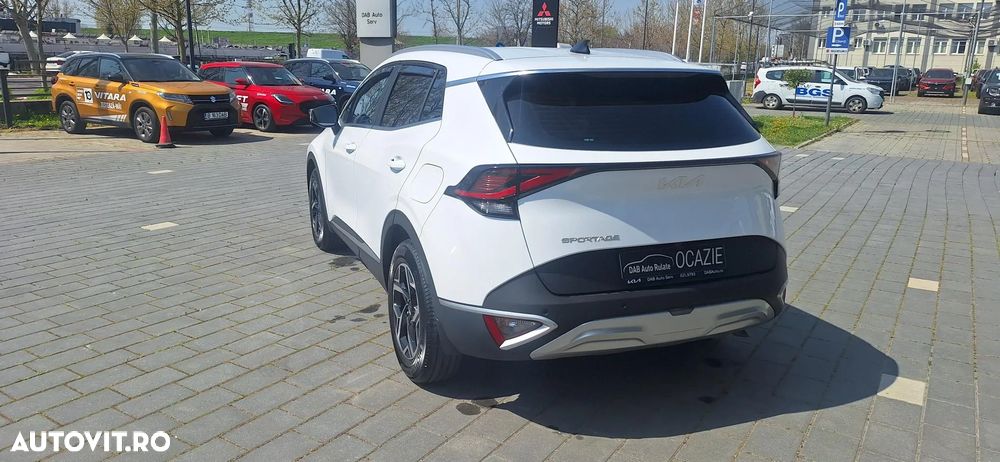 Kia Sportage 1.6 T-GDI 7DCT HP 4x2 MHEV Urban - 5