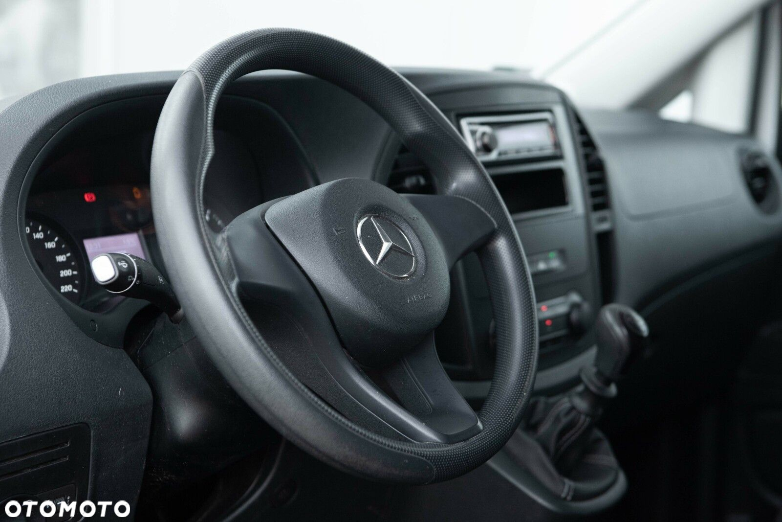 Mercedes-Benz Vito - 18