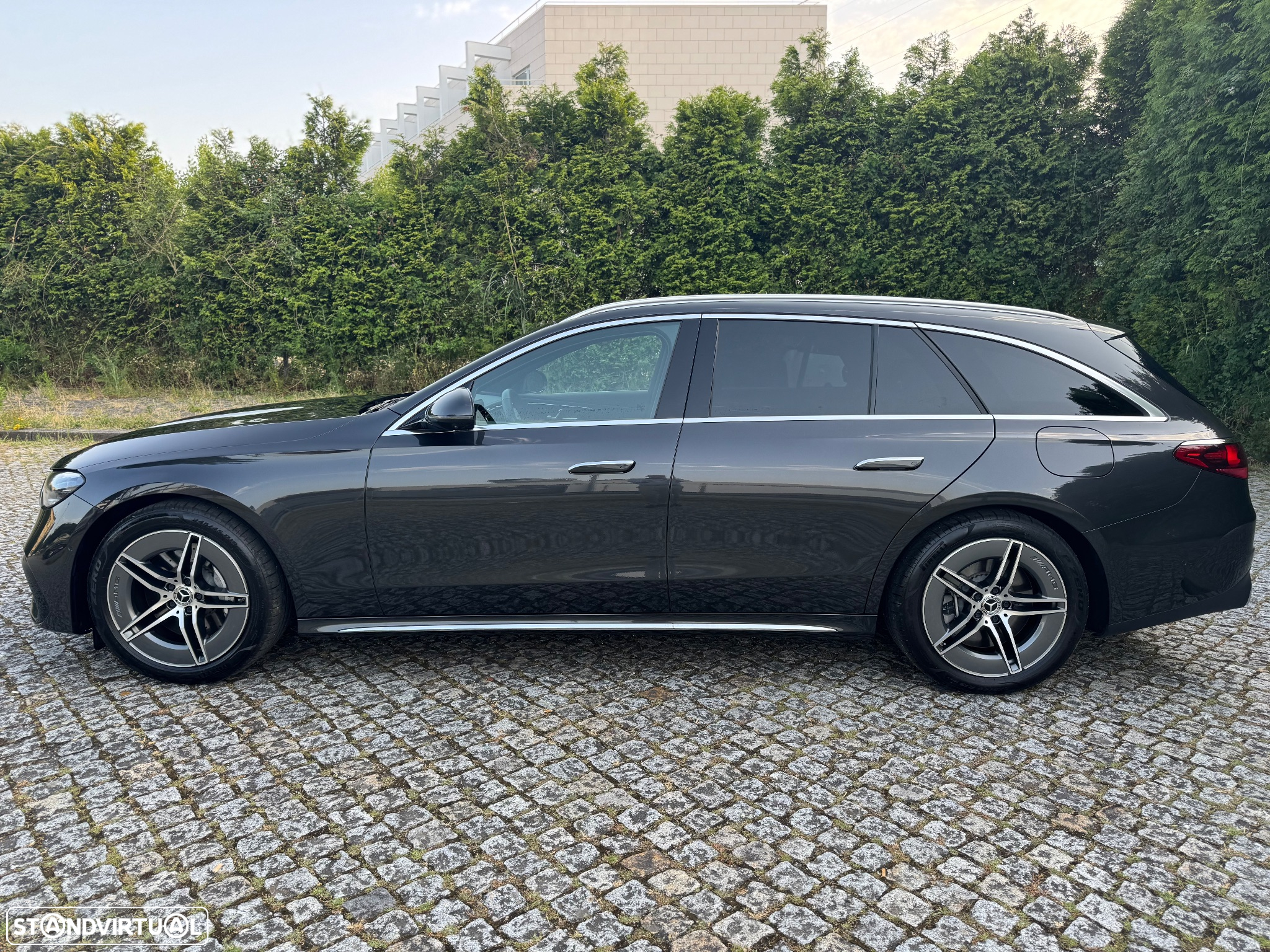 Mercedes-Benz E 300 - 6