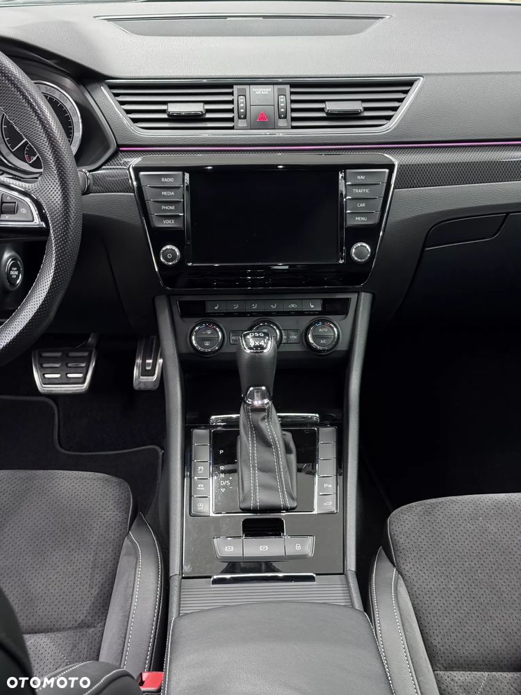 Skoda Superb 2.0 TSI 4x4 Sportline DSG - 14