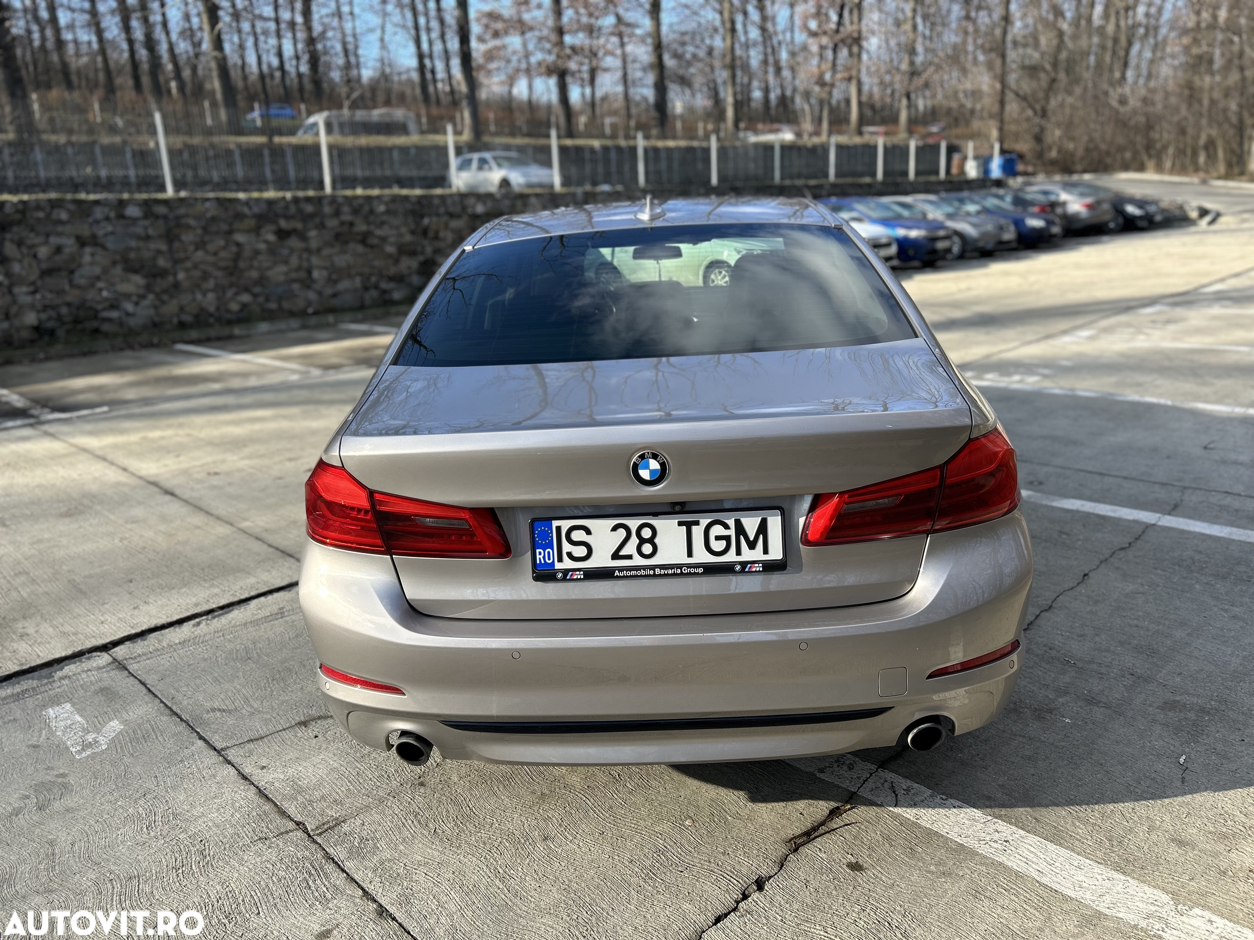 BMW Seria 5 530i xDrive Aut. Sport Line - 4