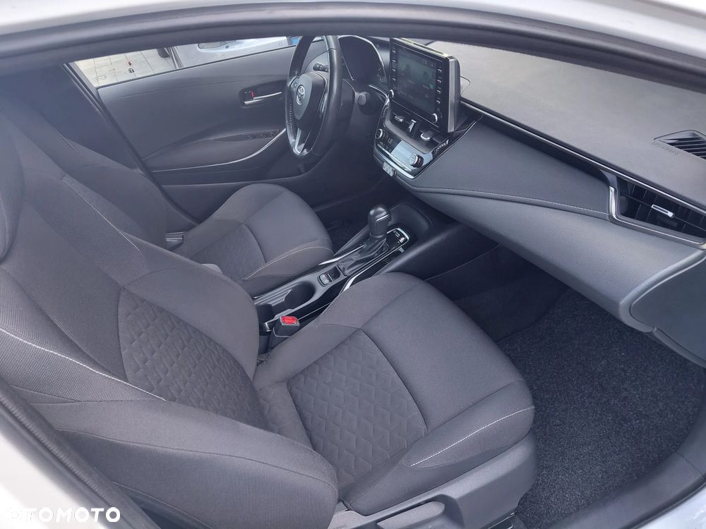 Toyota Corolla 1.8 Hybrid Comfort - 22