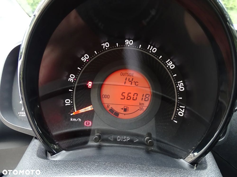 Toyota Aygo x-play - 21