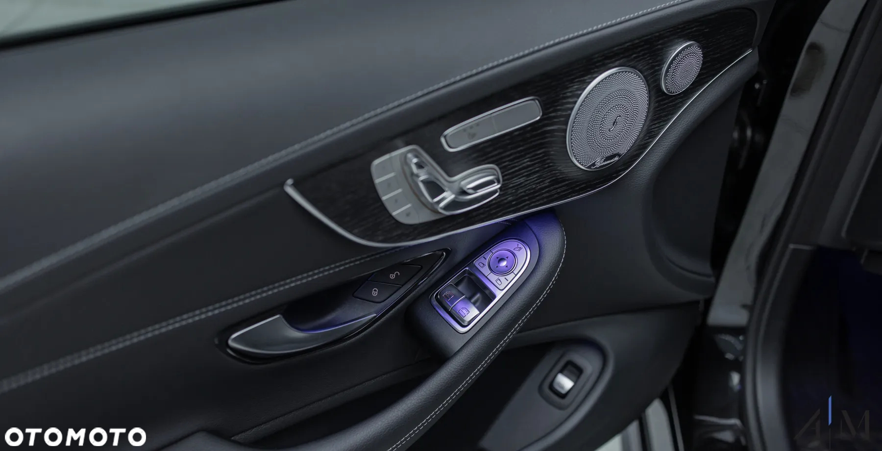 Mercedes-Benz Klasa C 300 9G-TRONIC - 19