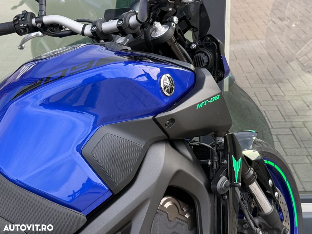 Yamaha MT-09 - 9