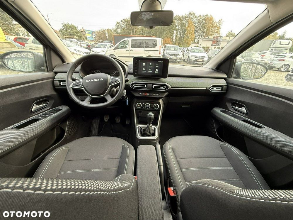 Dacia Sandero - 11