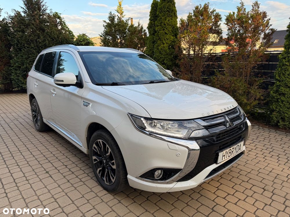 Mitsubishi Outlander Intense + - 1