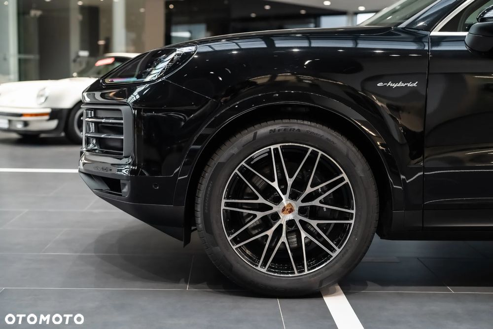 Porsche Cayenne E-Hybrid PHEV - 9