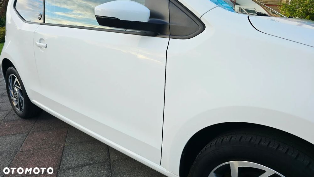 Volkswagen up! sound - 13