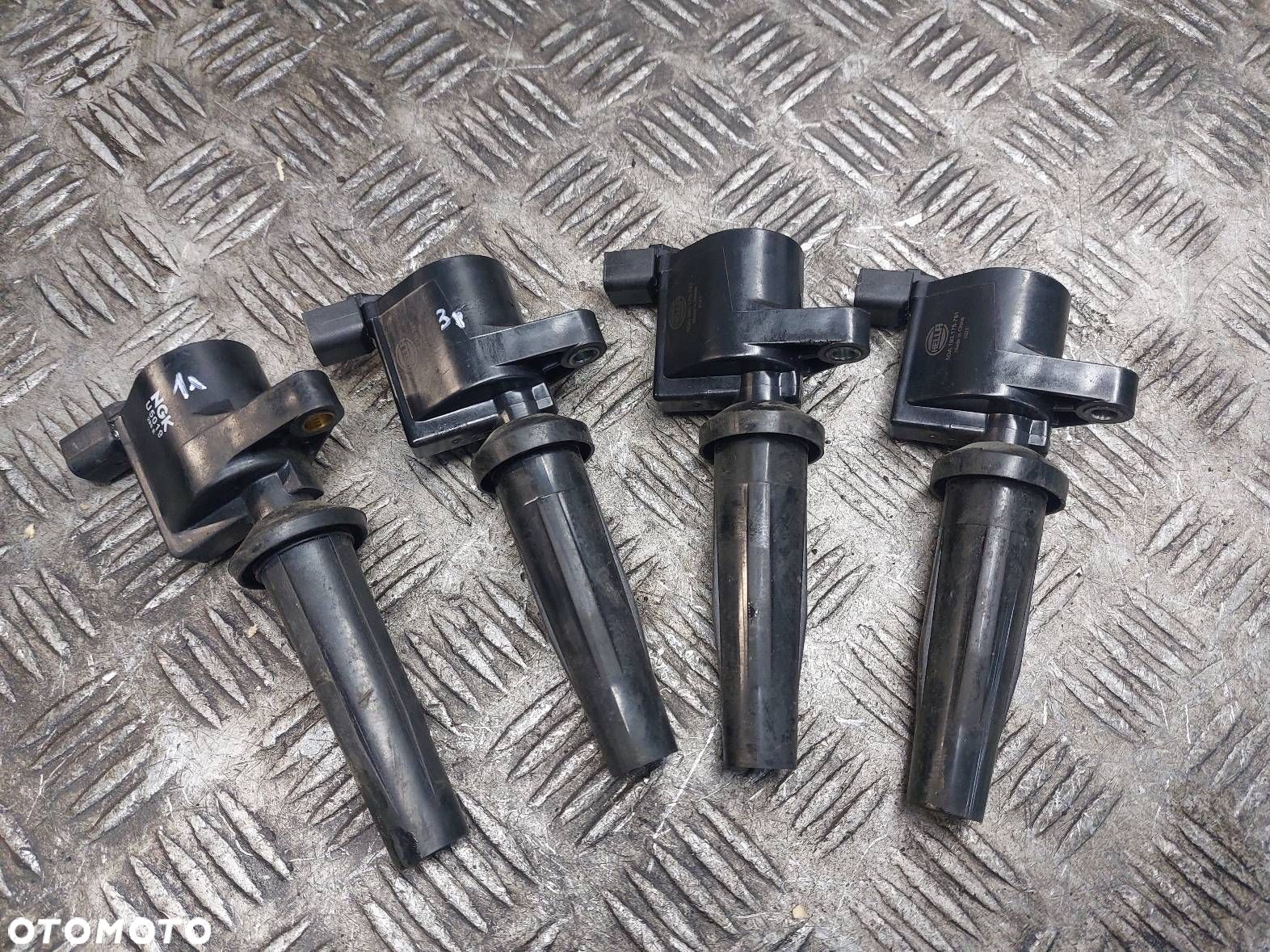 CEWKA ZAPŁONOWA KOMPLET MAZDA 3 I BK 2.0 16V HELLA 5DA NGK U5019 - 1