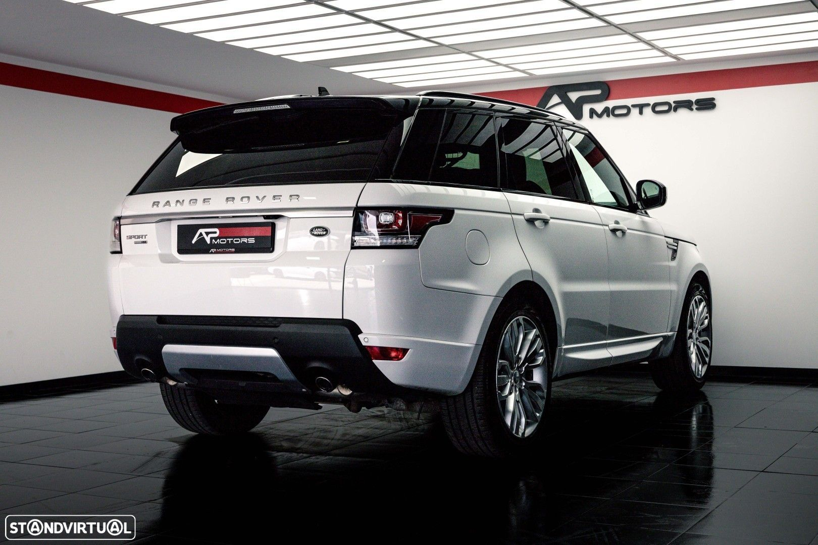 Land Rover Range Rover Sport 3.0 TDV6 HSE Dynamic - 10
