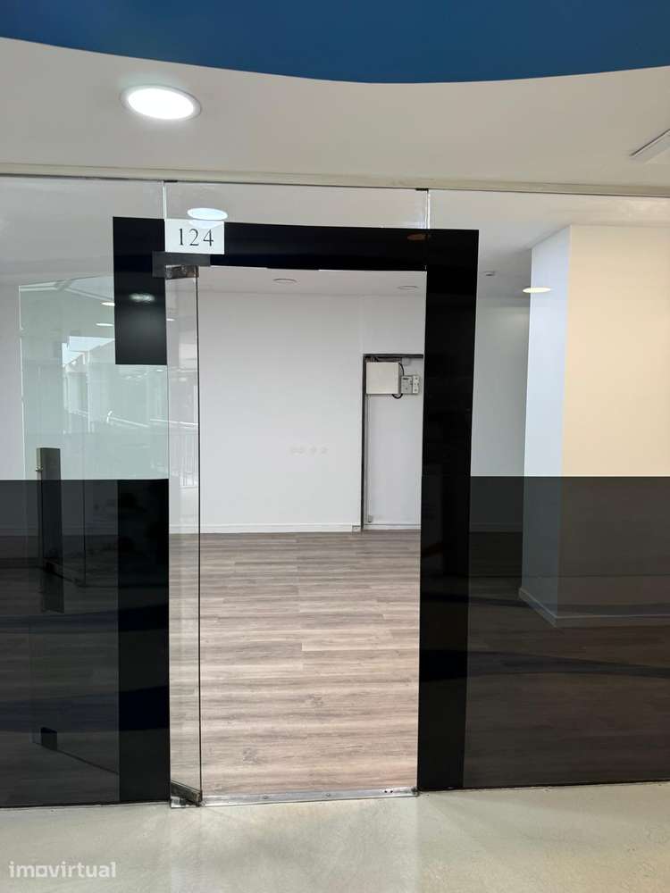 Loja para arrendar no 1º piso do Solmar Avenida Center - Grande imagem: 3/7