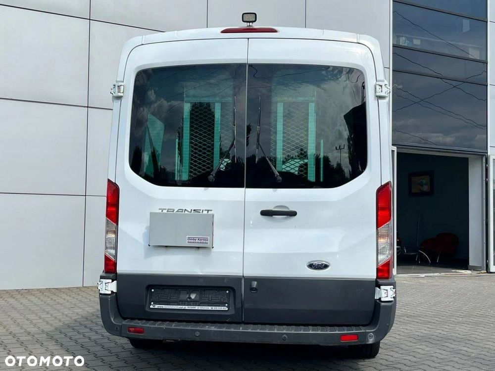 Ford Transit - 12