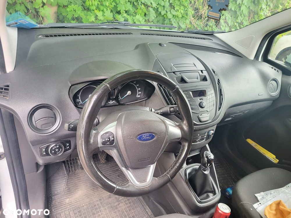 Ford Transit courier - 7
