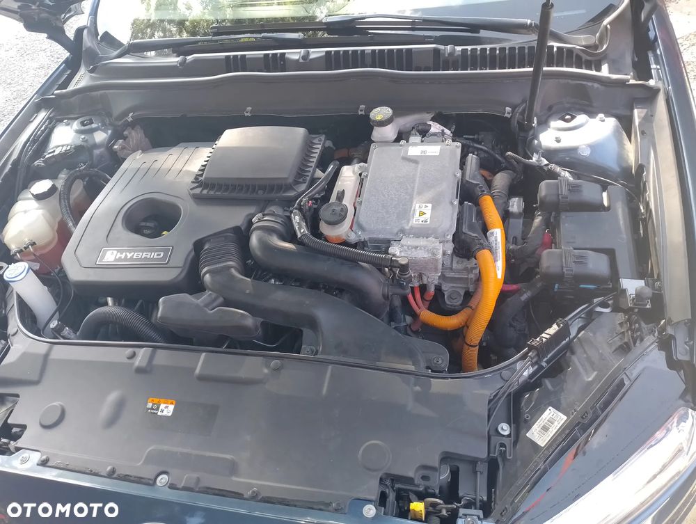 Ford Mondeo - 38