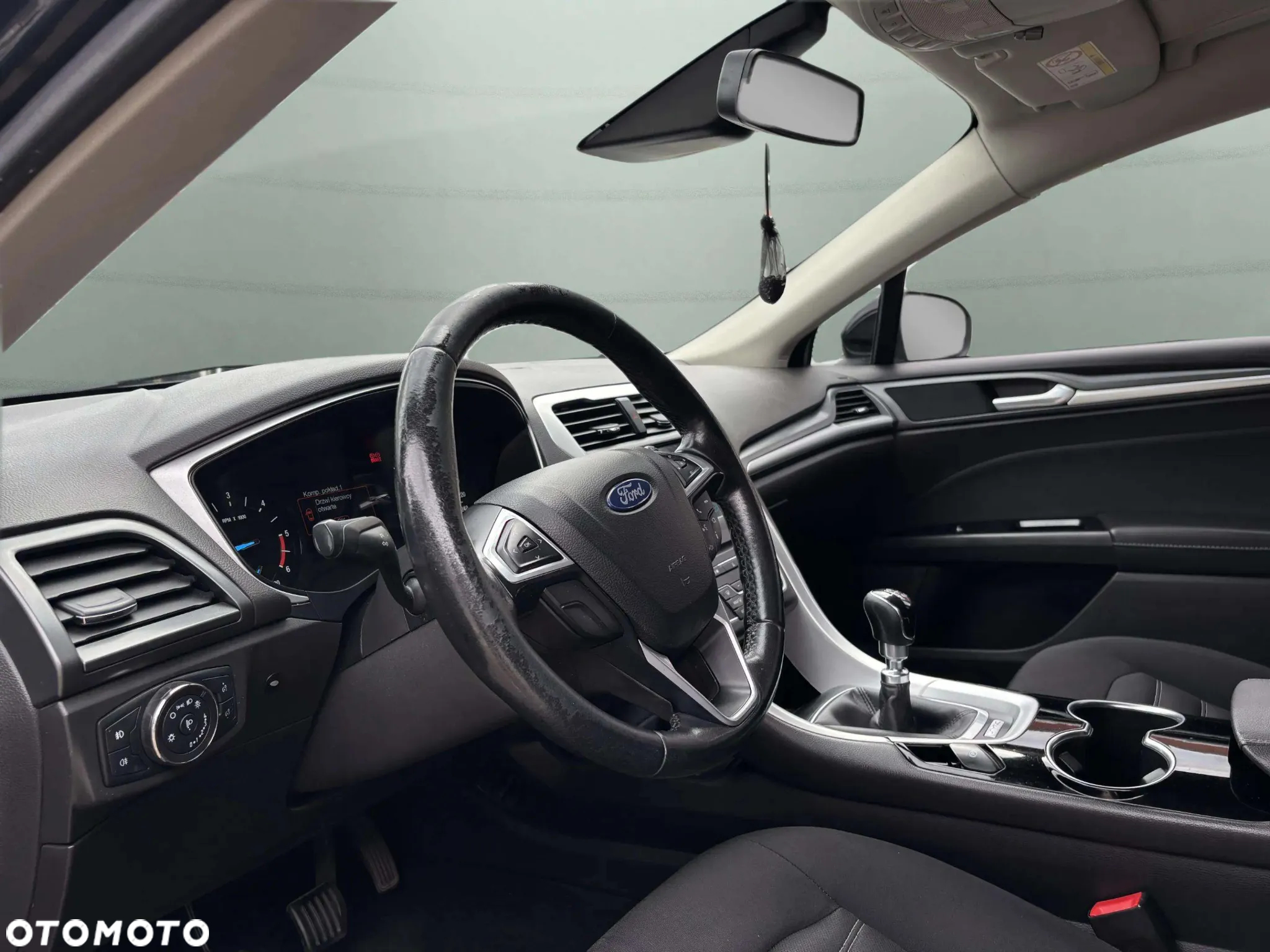 Ford Mondeo 2.0 TDCi Titanium - 10