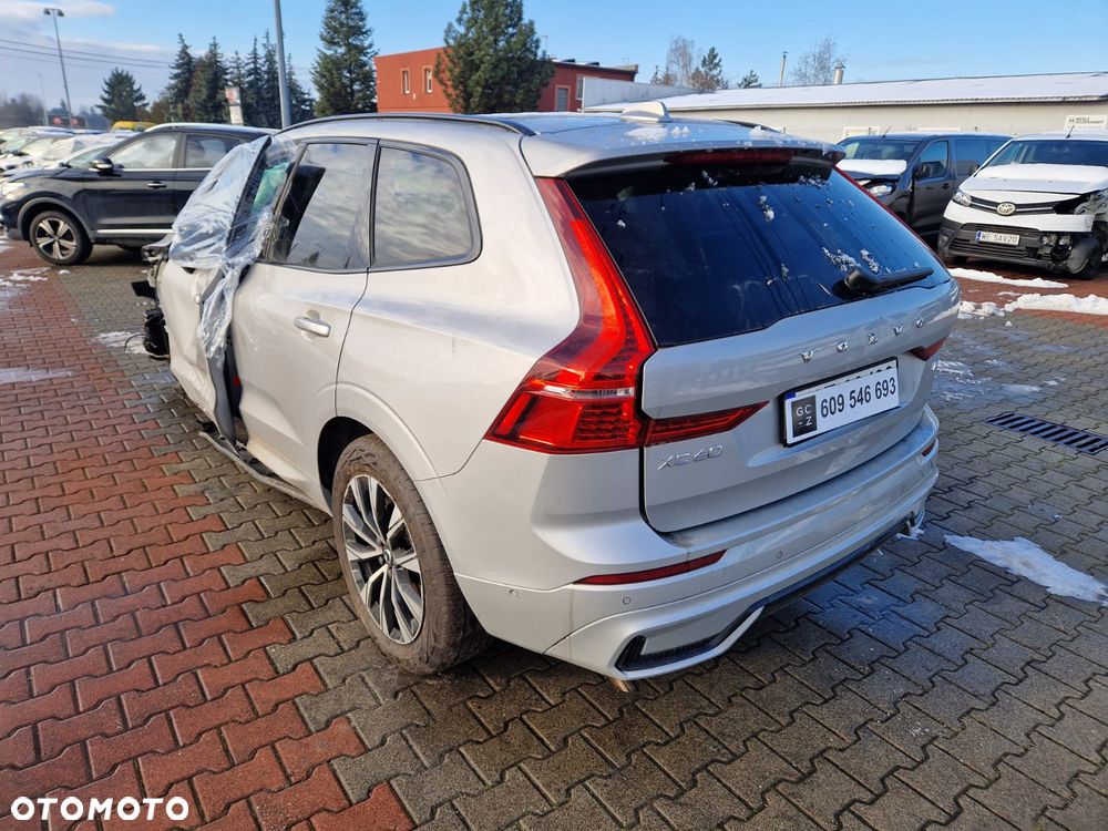 Volvo XC 60 B4 B R-Design - 6