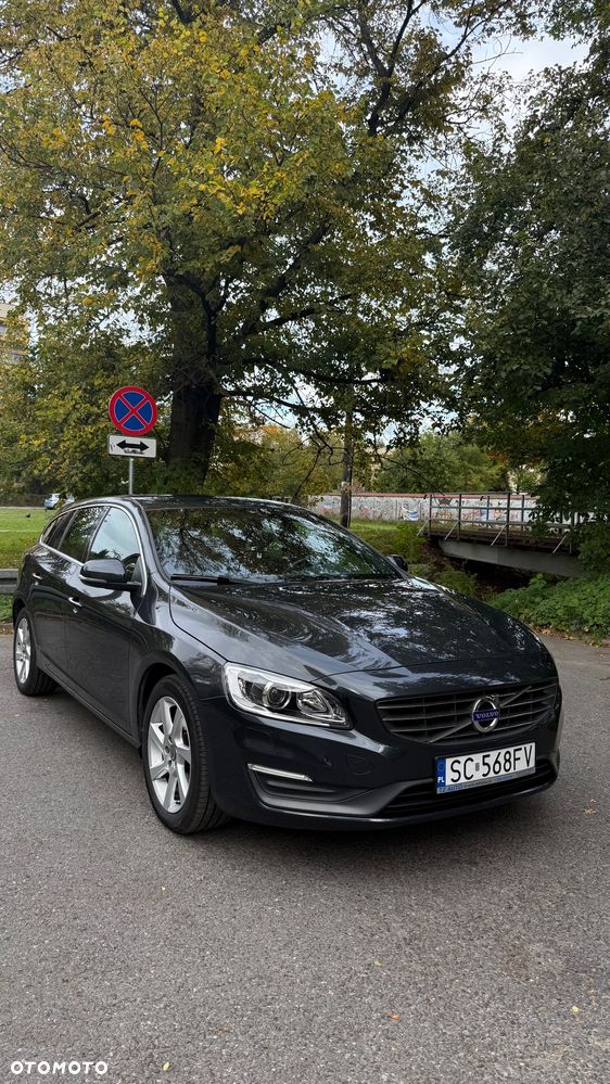 Volvo V60 2014 photo 2