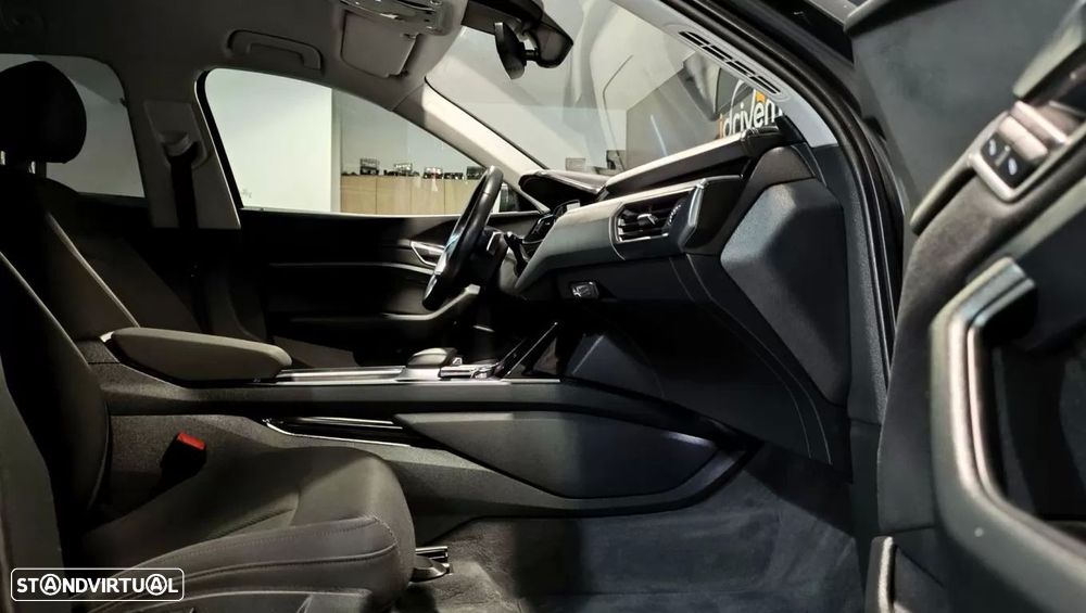 Audi e-tron 55 quattro Advanced - 52