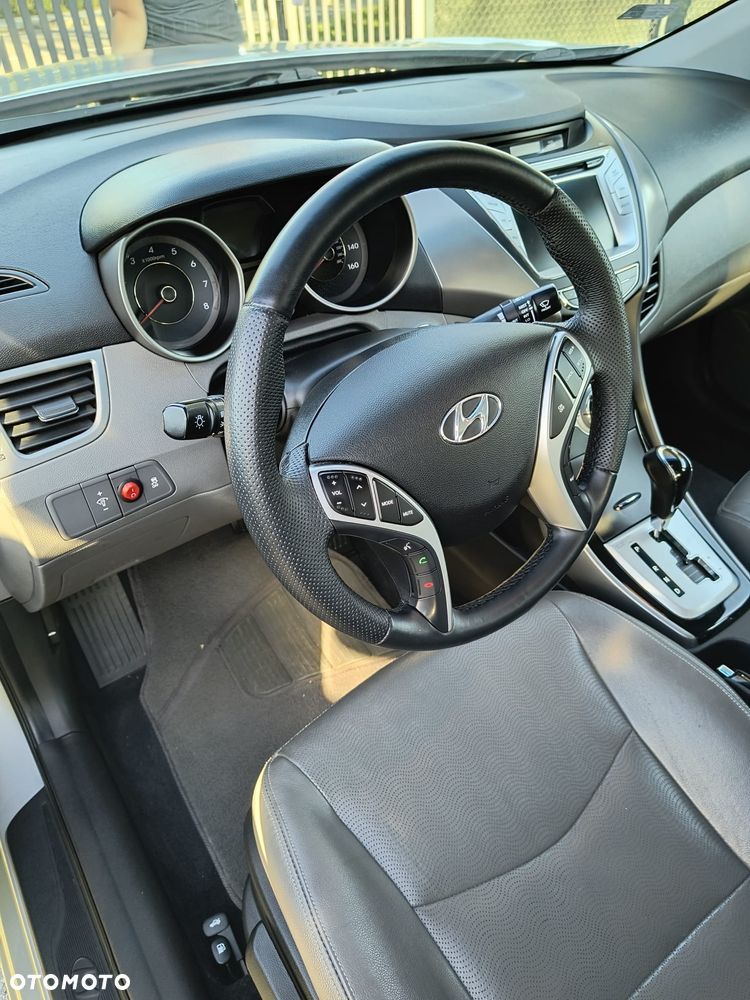 Hyundai Elantra 1.8 SE - 7