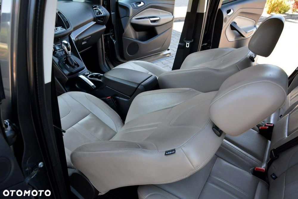 Ford Kuga 2.0 TDCi 4WD Titanium Plus - 23