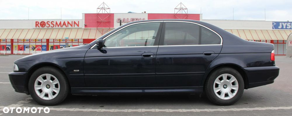 BMW Seria 5 520i - 4