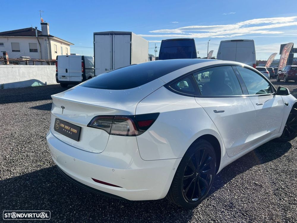 Tesla Model 3 Tração Traseira - 3