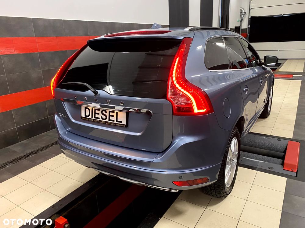 Volvo XC 60 D4 Geartronic Momentum - 8