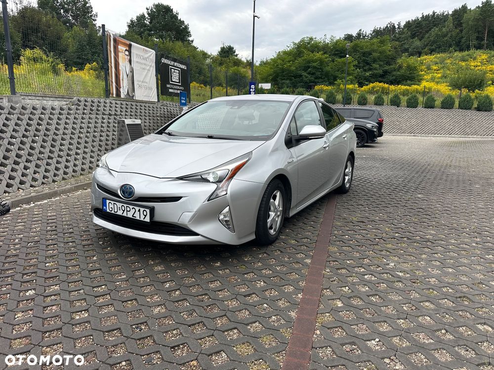 Toyota Prius 1.8 Hybrid Premium - 1