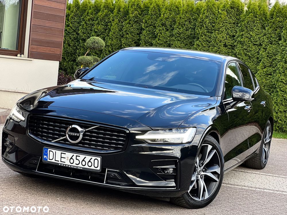 Volvo S60 B4 B R-Design - 2