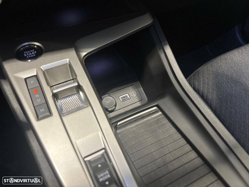 Peugeot 308 1.2 Hybrid Style e-DCS6 - 18