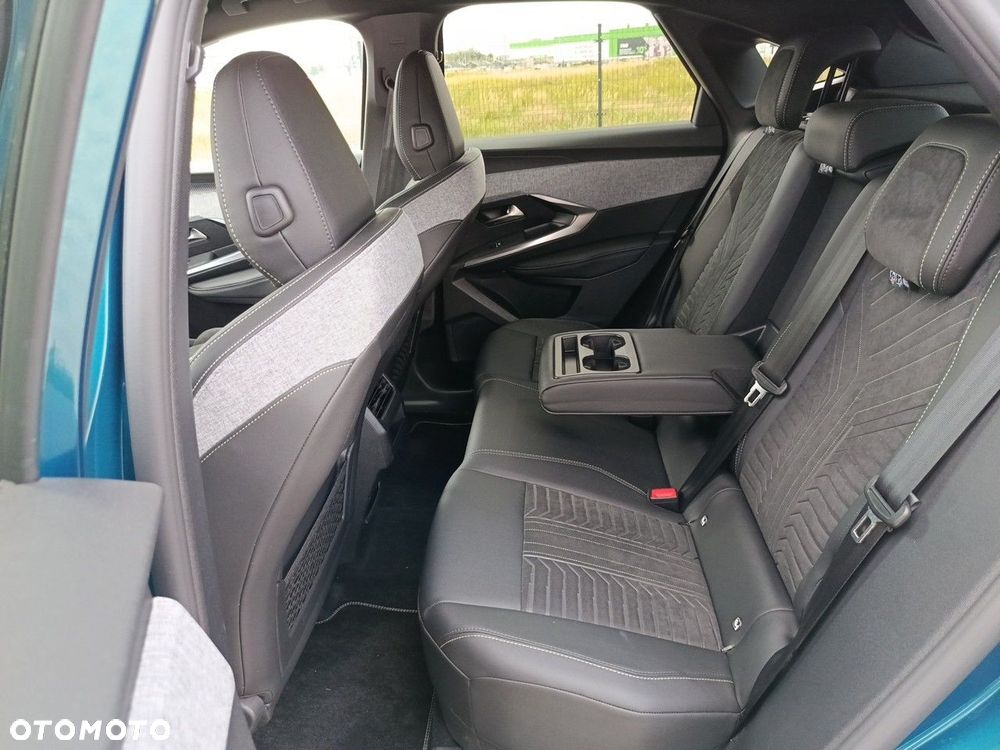 Peugeot 3008 1.2 PureTech mHEV GT S&S e-DCS6 - 10