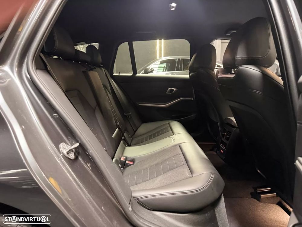 BMW 320 e Line Sport Auto - 25