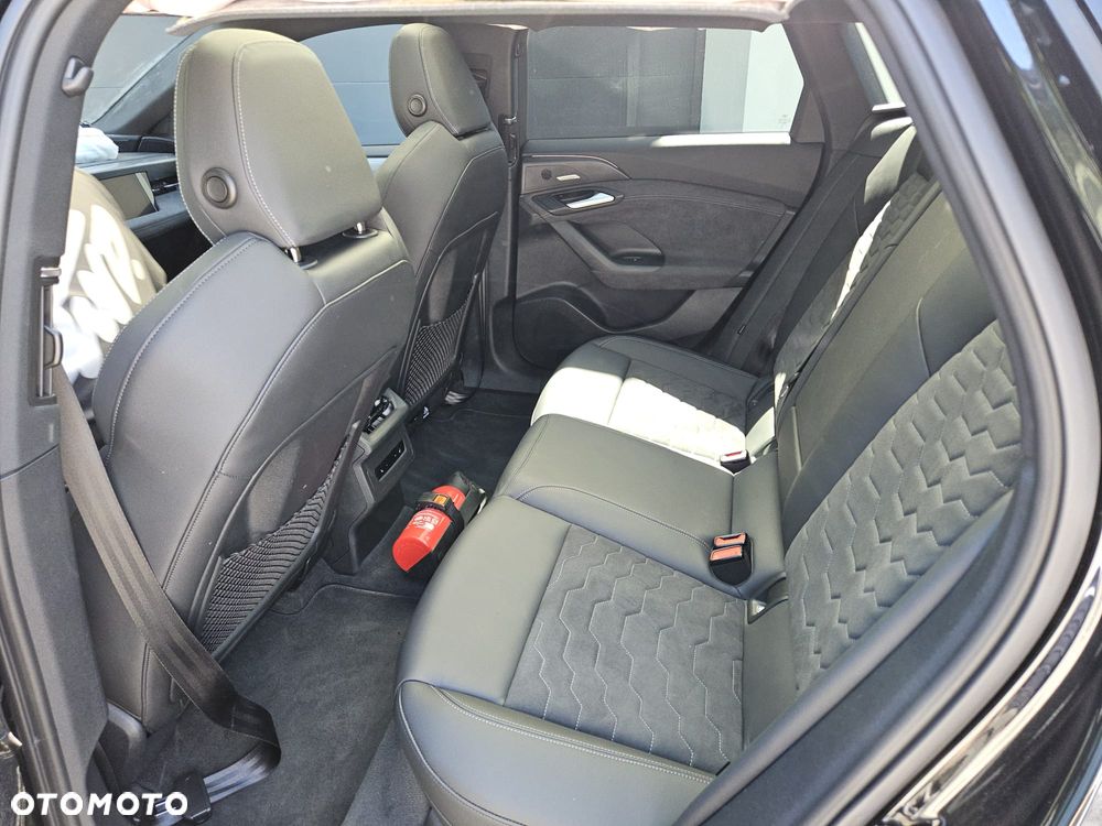 Audi A6 Avant e-tron - 15