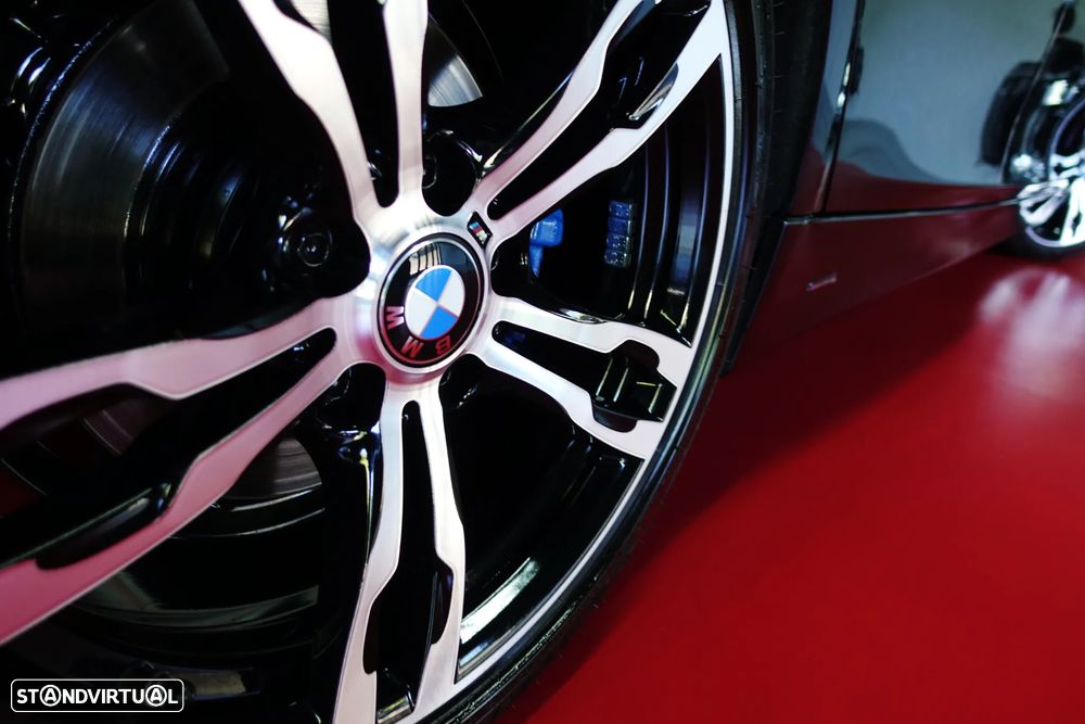 BMW 320 d Pack M - 27