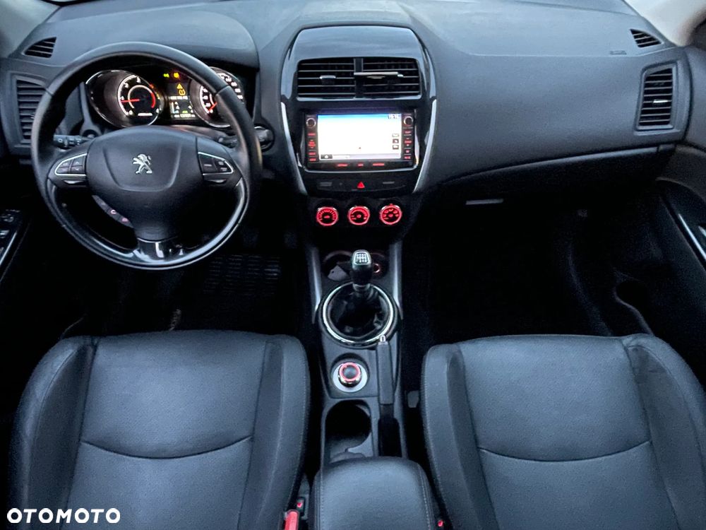 Peugeot 4008 - 13