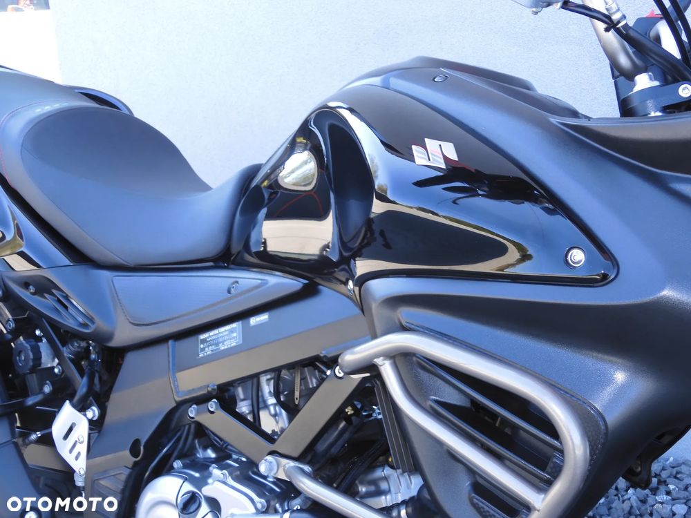 Suzuki V-STROM - 17