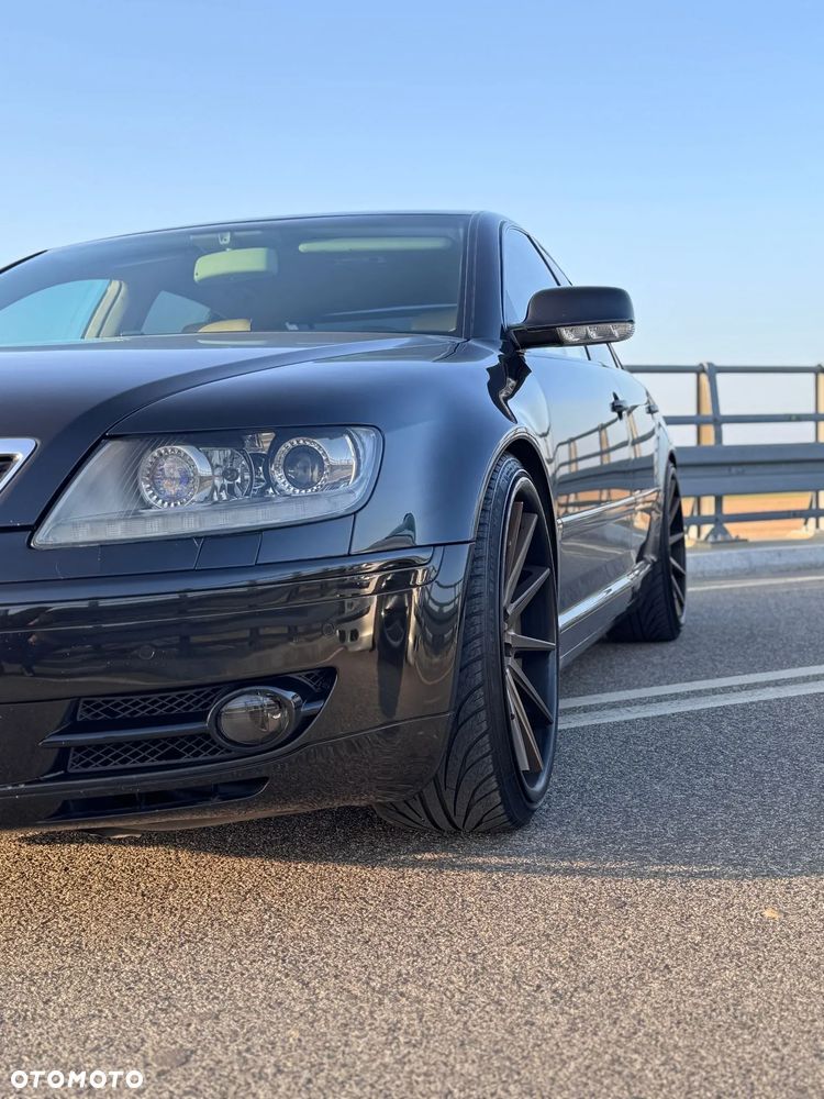 Volkswagen Phaeton 4.2 V8 4Mot (5 os.) - 4