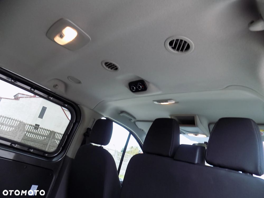 Ford Transit Custom Kombi-Van 320 L2H1 Trend - 33