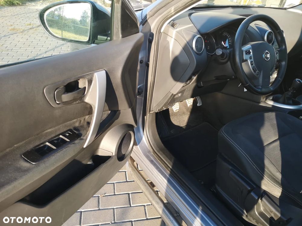 Nissan Qashqai 1.5 dCi Visia - 25