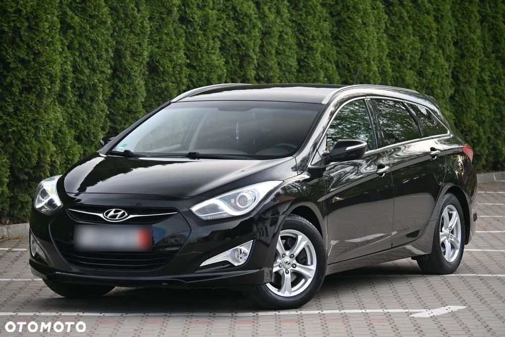 Hyundai i40 i40cw 1.7 CRDi Automatik Fifa World Cup Edition Gold - 1