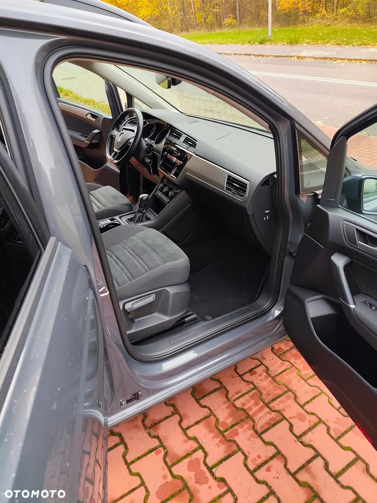 Volkswagen Touran 2.0 TDI SCR (BlueMotion Technology) DSG Comfortline - 11