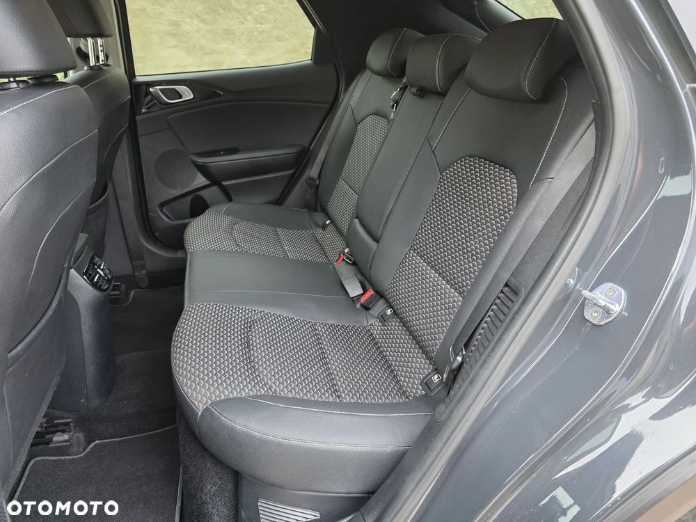 Kia XCeed 1.6 GDI PHEV L Business Line DCT - 31